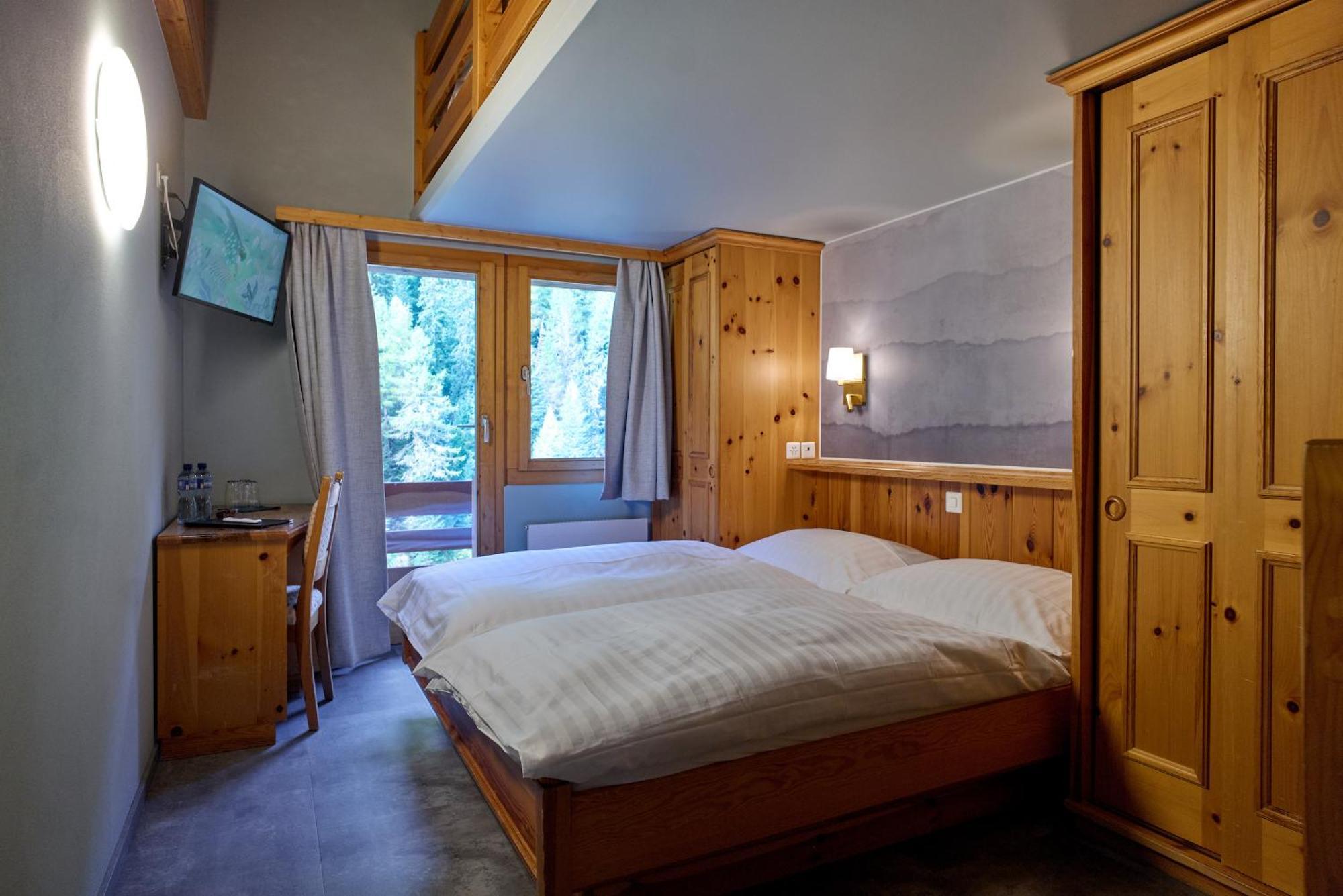 Hotel Europe 지날 외부 사진